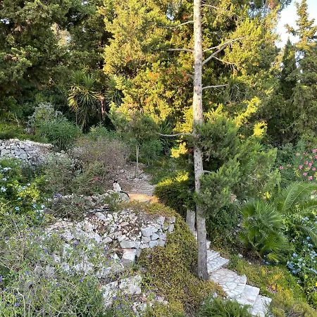 Paparouna Villa *